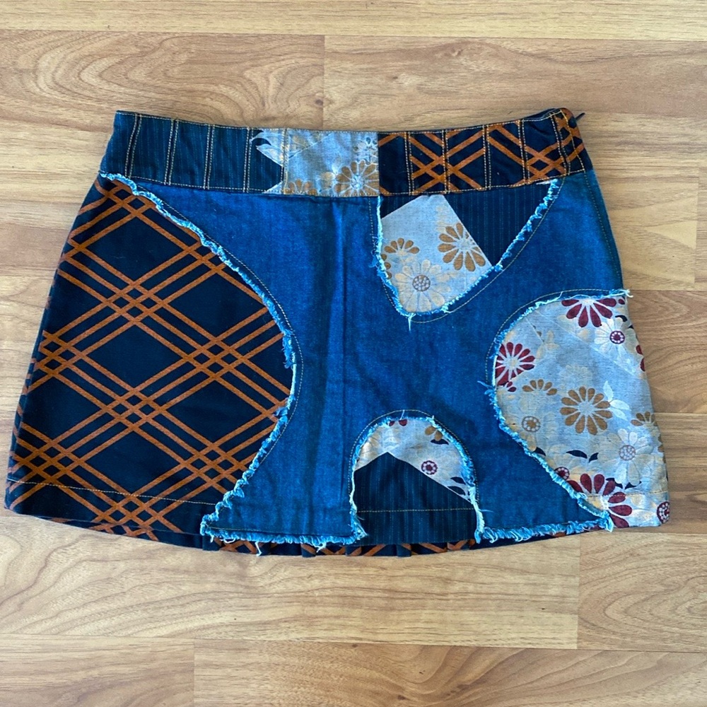 ❤️ Custo Barcelona Mini Skirt Size 2 NWOT